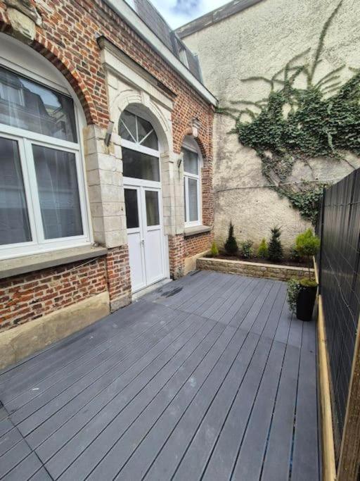 Valscosy Parking - Activites Illegales Interdite Valenciennes Exterior foto