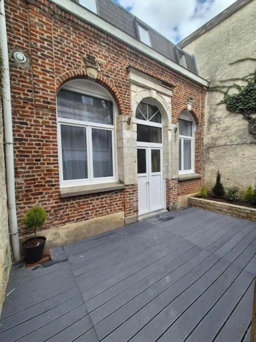Valscosy Parking - Activites Illegales Interdite Valenciennes Exterior foto